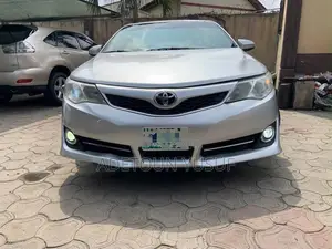 Toyota Camry 2013 Silver