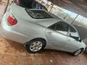 Toyota Camry 2005 Silver