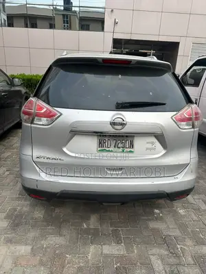 Nissan X-Trail 2015 Silver
