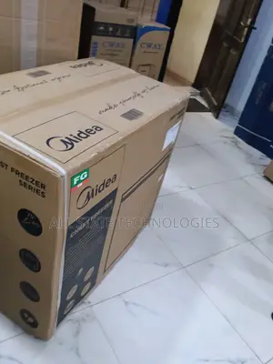 MDRC345FZG43 249L Chest Freezer by Midea