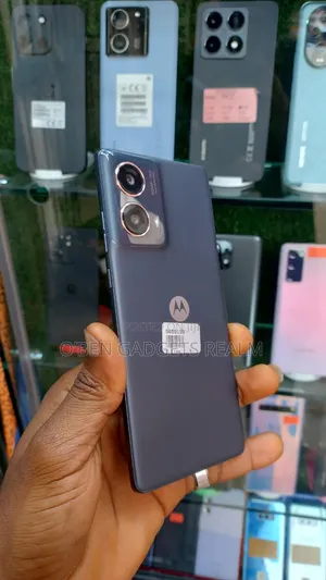 New Motorola Moto G85 256 GB Black