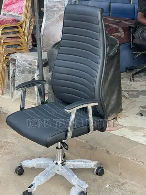 Black High Back Executive Office Chair – Chrome Arms Base