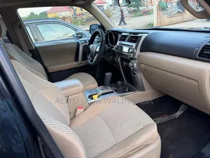 Toyota 4-Runner 2010 Black