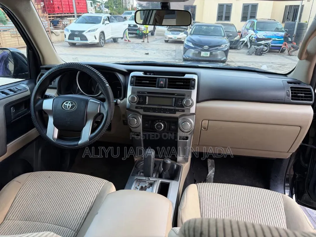 Toyota 4-Runner 2010 Black