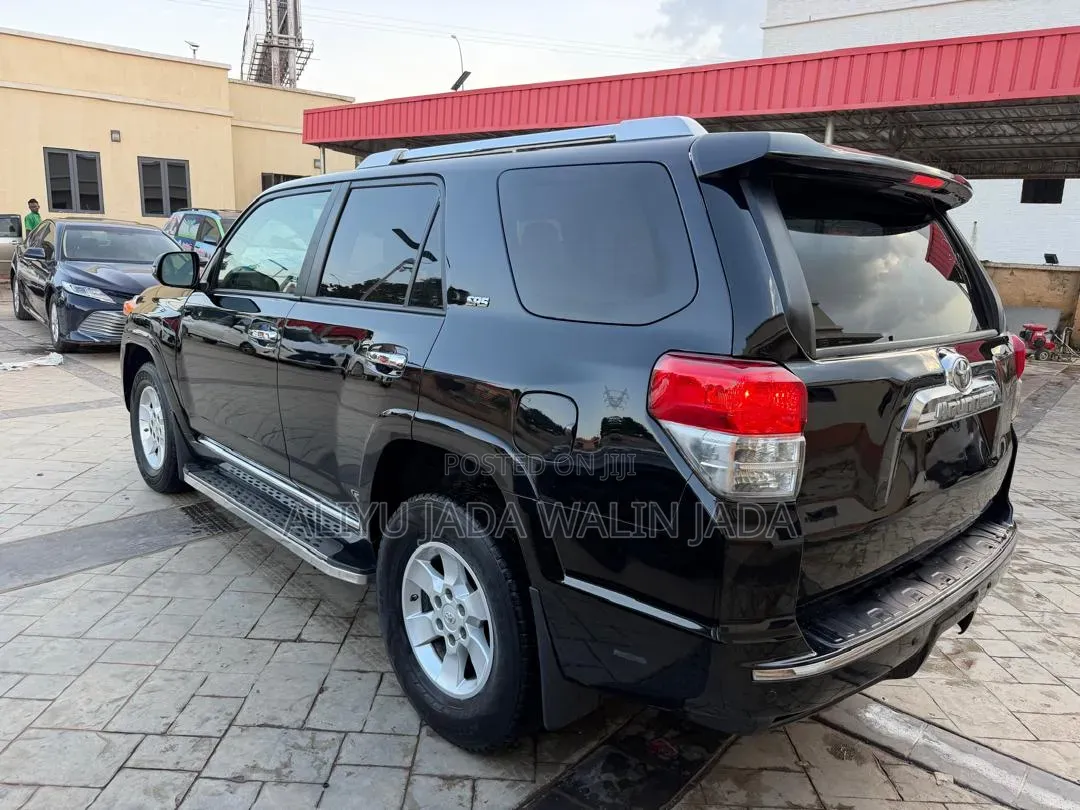 Toyota 4-Runner 2010 Black