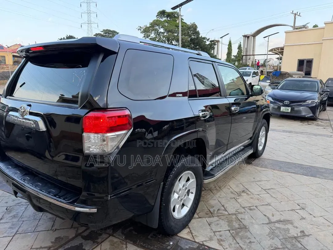 Toyota 4-Runner 2010 Black