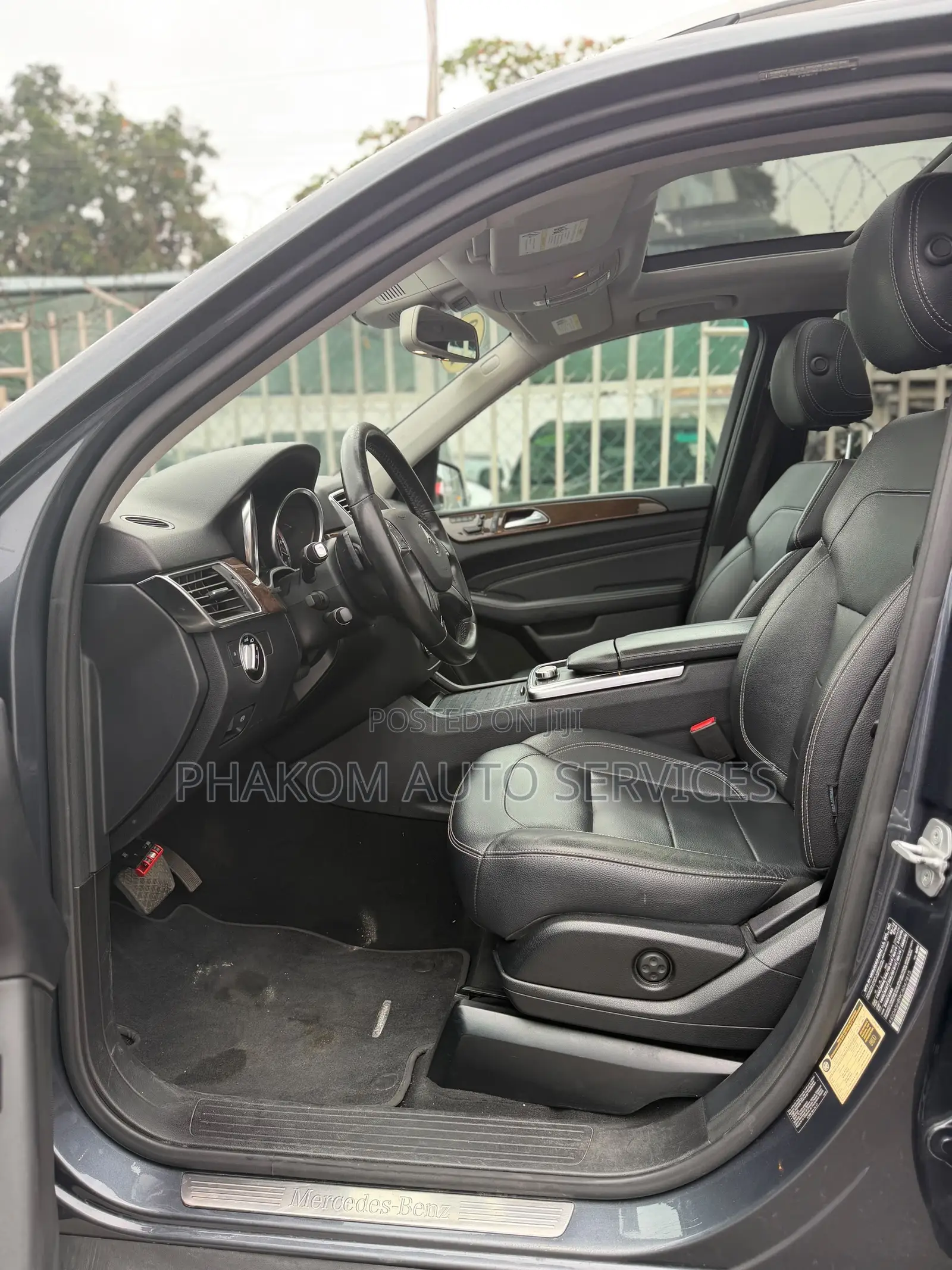 Mercedes-Benz M Class ML 350 4Matic 2012 Gray