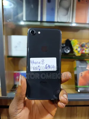 Apple iPhone 8 64 GB Black