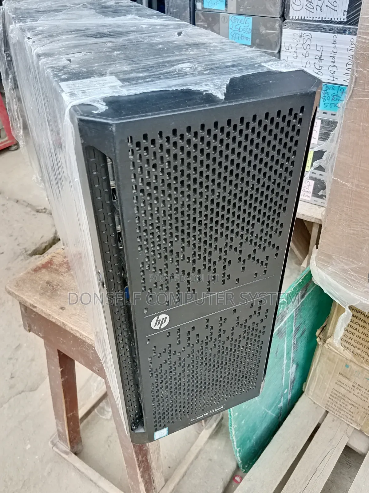 Server HP ProLiant ML 32GB Intel Xeon HDD+SSD 1T