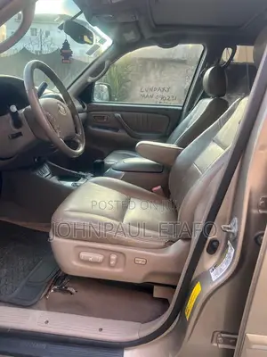 Toyota Sequoia 2005 Gold