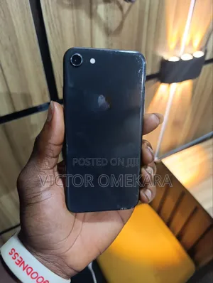 Apple iPhone 8 64 GB Black