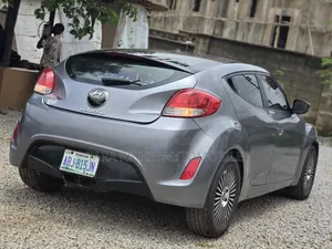 Hyundai Veloster 2011 Gray