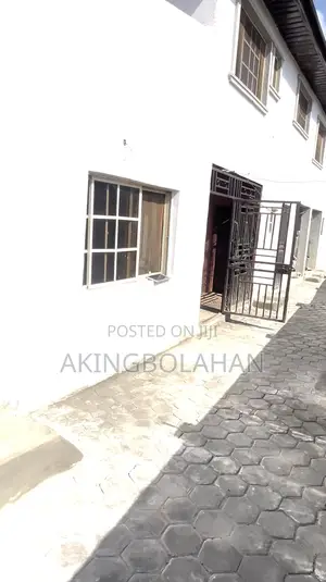 Furnished 3bdrm Apartment in Elebu - Orita Merin-, Akala Express