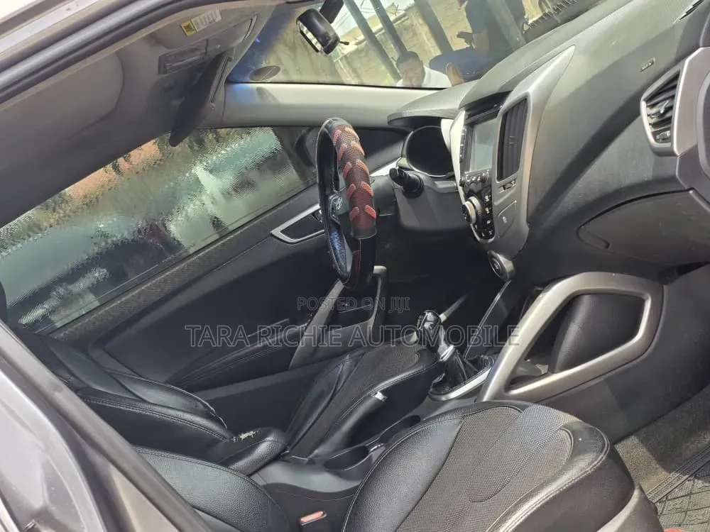 Hyundai Veloster 2011 Gray