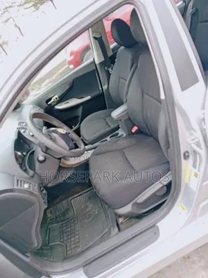 Toyota Corolla 2012 Silver