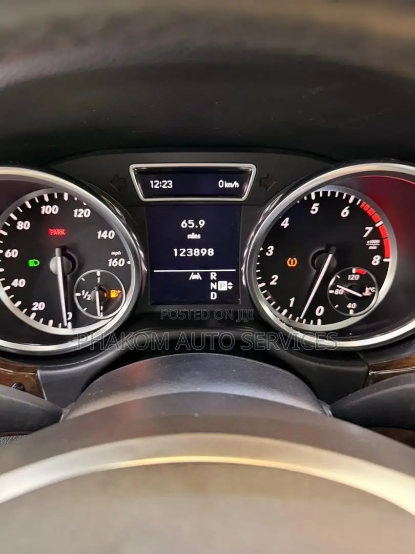 Mercedes-Benz M Class ML 350 4Matic 2012 Gray
