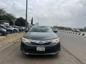 Toyota Camry LE 4dr Sedan (2.5L 4cyl 6A) 2012 Gray