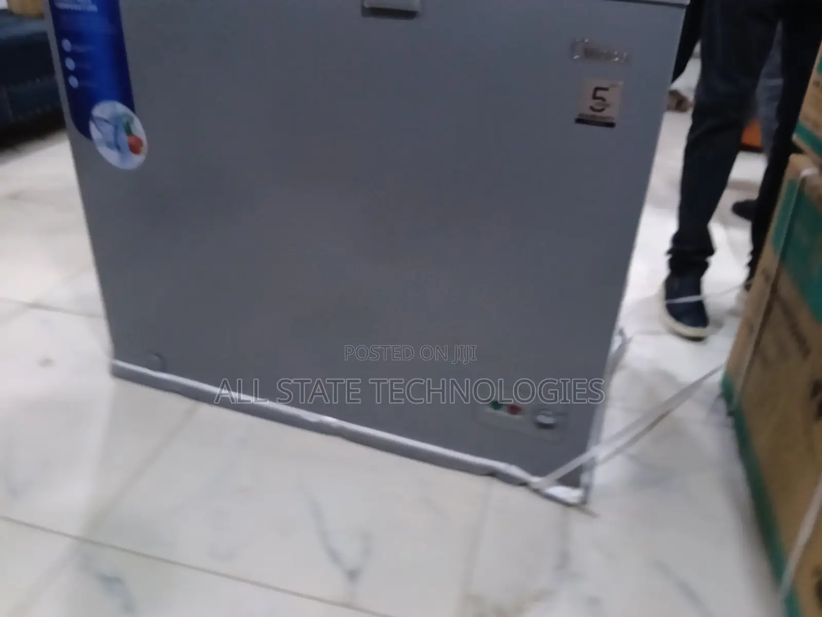 Midea MDRC345FZG43 249-Litre Freezer