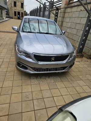 Peugeot 301 2015 Silver