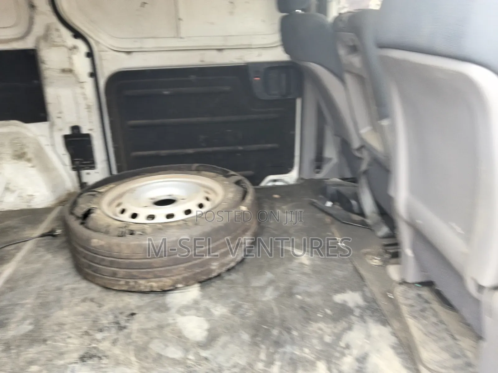 Hyundai H1 2012 White
