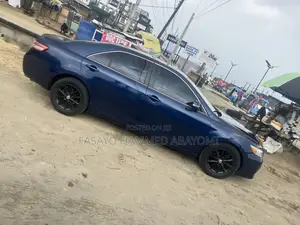 Toyota Camry XLE V6 4dr Sedan (3.5L 6cyl 6A) 2011 Blue