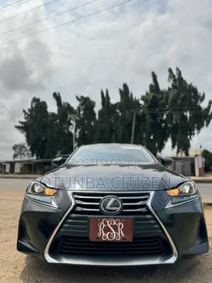 Lexus IS 200t 2017 Black