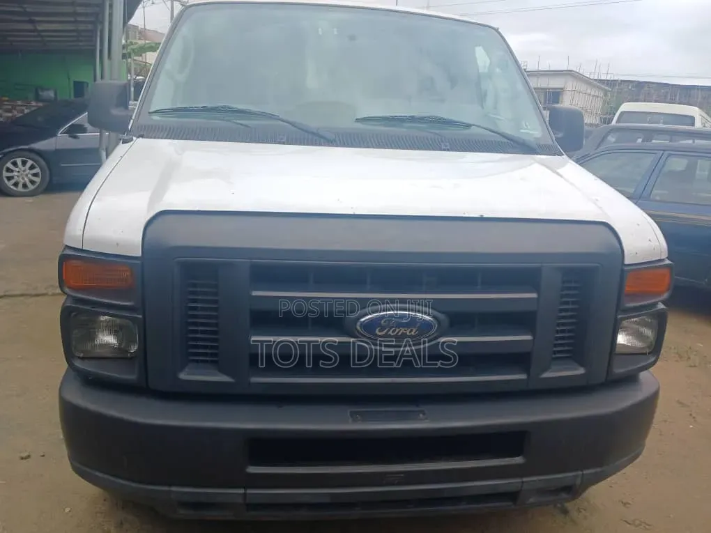 Ford E350 2013 White