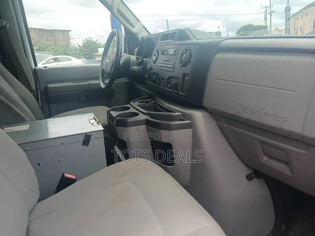 Ford E350 2013 White