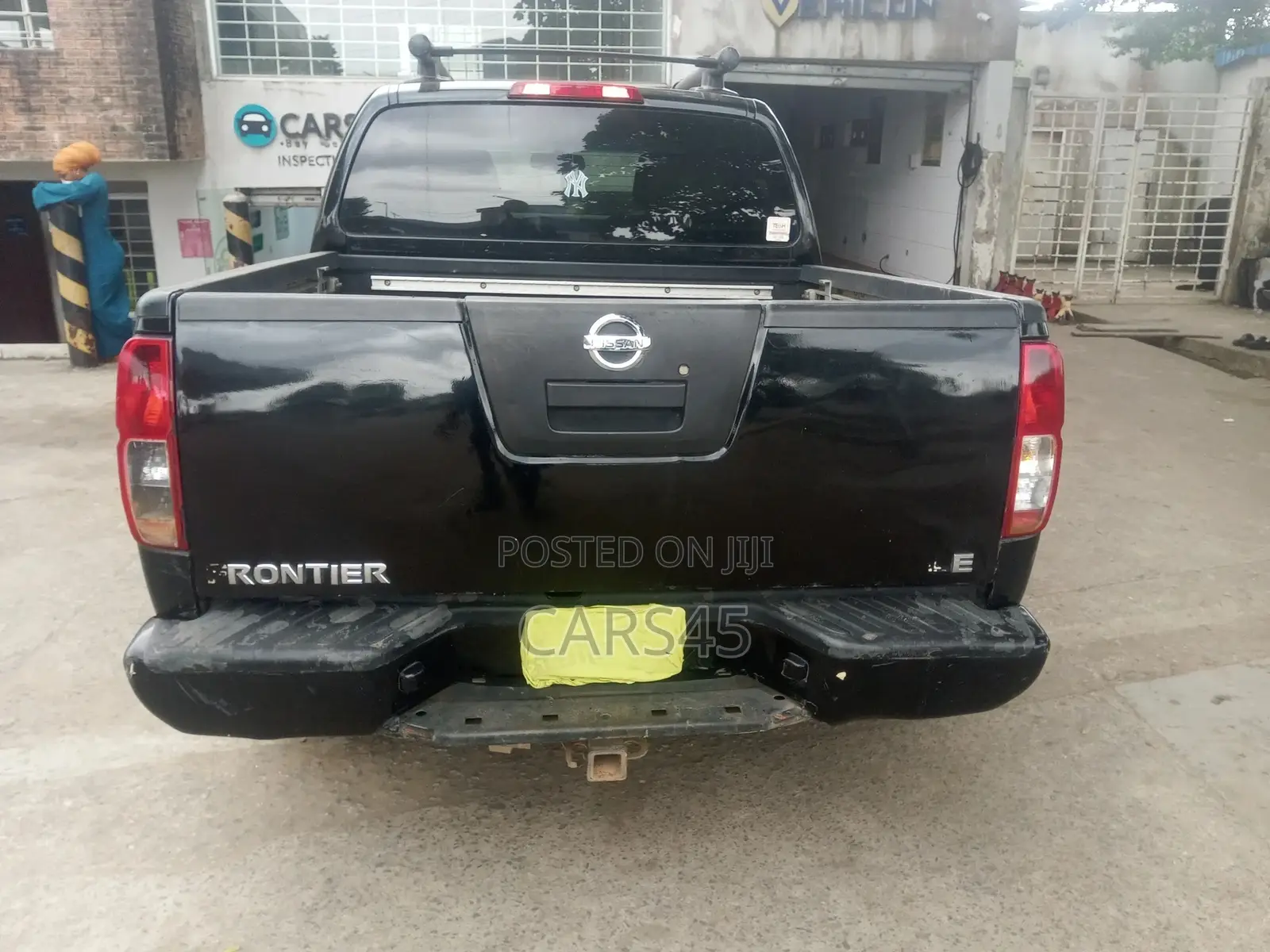 Nissan Frontier 2008 Black