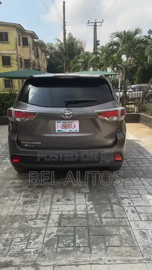 Toyota Highlander 2015 Gray
