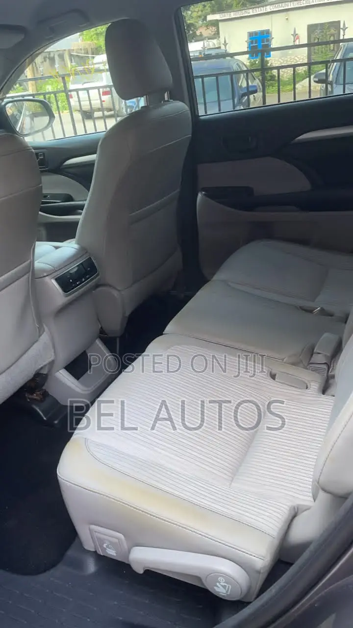 Toyota Highlander 2015 Gray