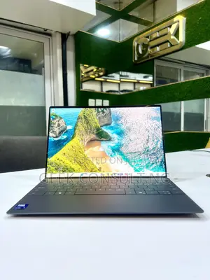 Laptop Dell XPS 13 (9350) 32GB Intel Core Ultra 7 SSD 1T