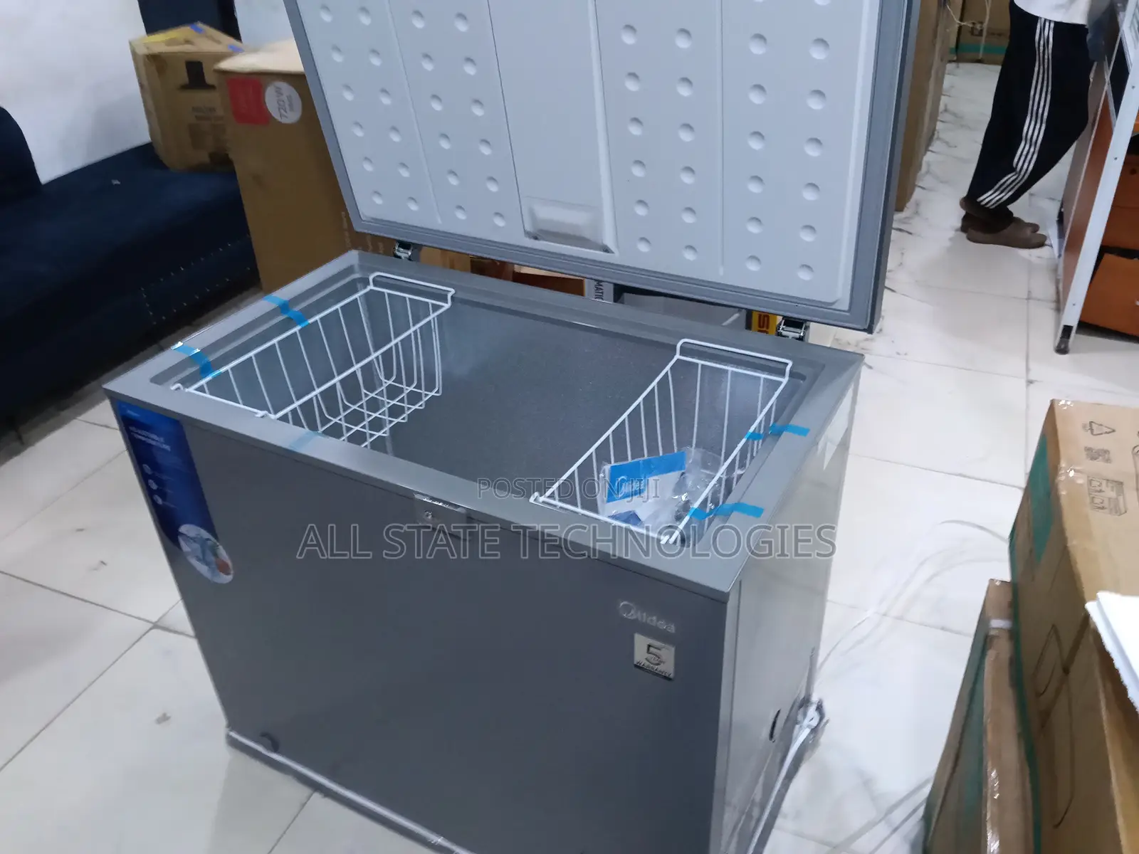 249L Midea Deep Freezer MDRC345FZG43