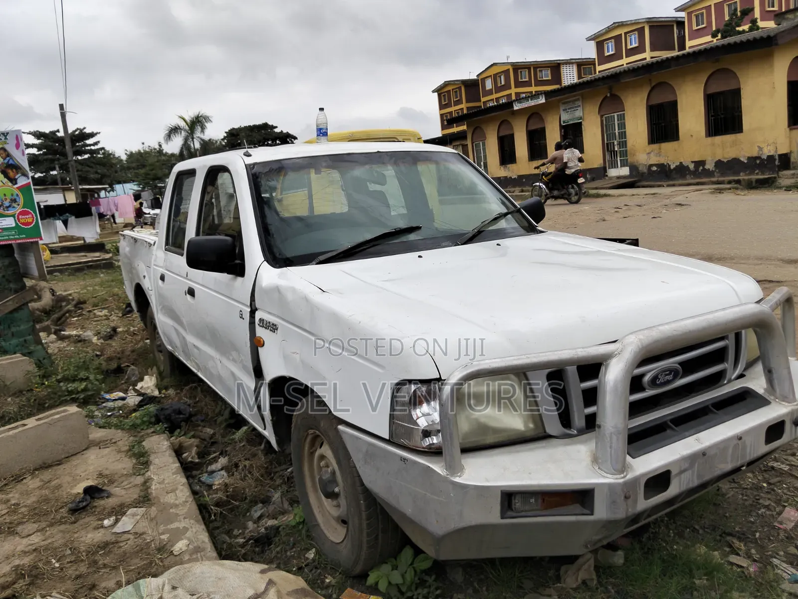 Ford Tourneo 1998 Silver