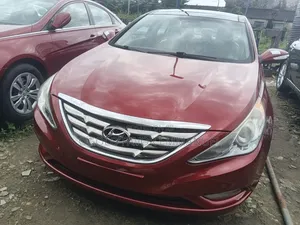 Hyundai Sonata Limited Sedan FWD (2.4L 4cyl 6A) 2012 Red