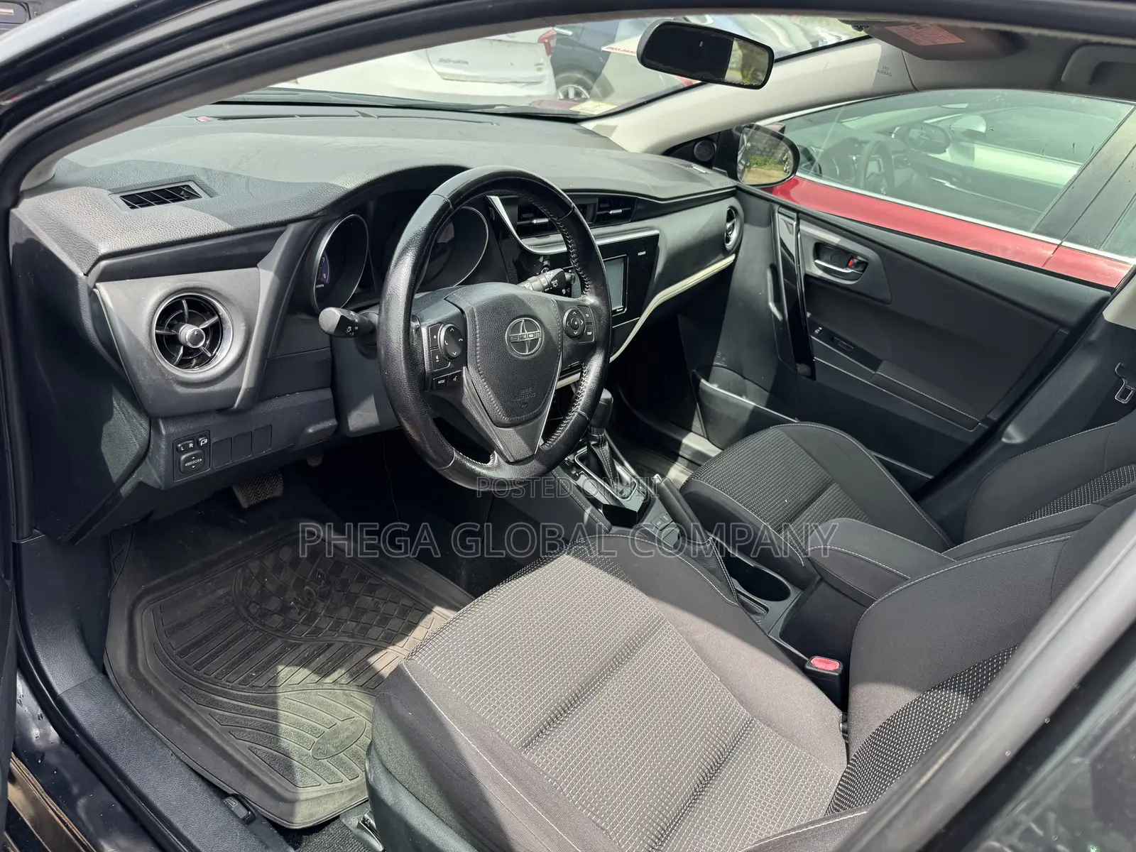 Scion iM Base 2016 Black
