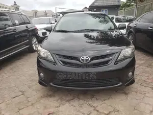 Toyota Corolla S 4dr Sedan (1.8L 4cyl 4A) 2012 Black