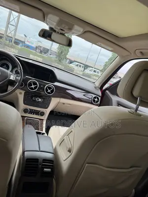 Mercedes-Benz GLK-Class 350 4MATIC 2014 Red