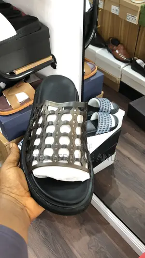 Salvatore Ferragamore Slides