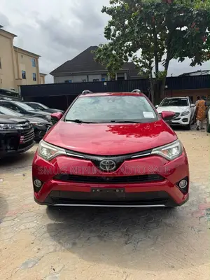 Toyota RAV4 Limited FWD (2.5L 4cyl 6A) 2016 Red