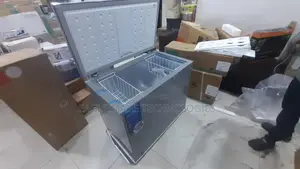 Heavy Duty Midea MDRC345FZG43 Chest Freezer 249L