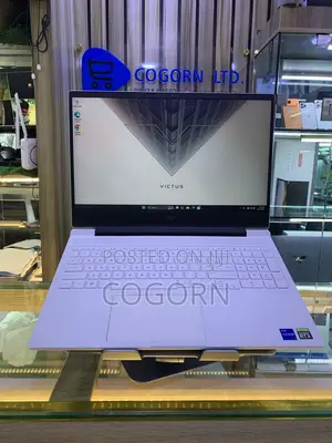 Laptop HP Victus 16 16GB Intel Core i7 SSD 1T