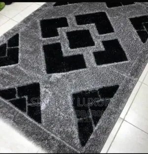 5x7fts Black and Grey Turkish Center Rug