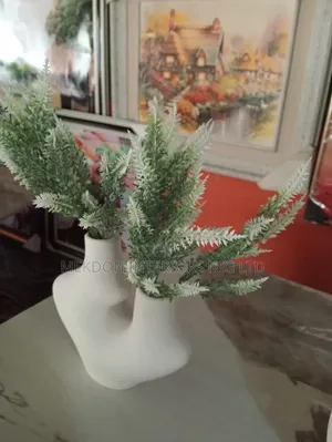 Beautifully Made Flower Vase
