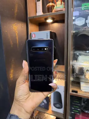 Samsung Galaxy S10 128 GB Black