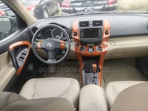 Toyota RAV4 Limited 2011 Black