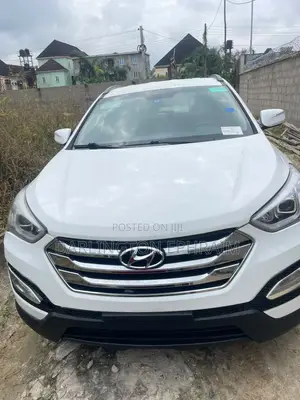 Hyundai Santa Fe 2014 White