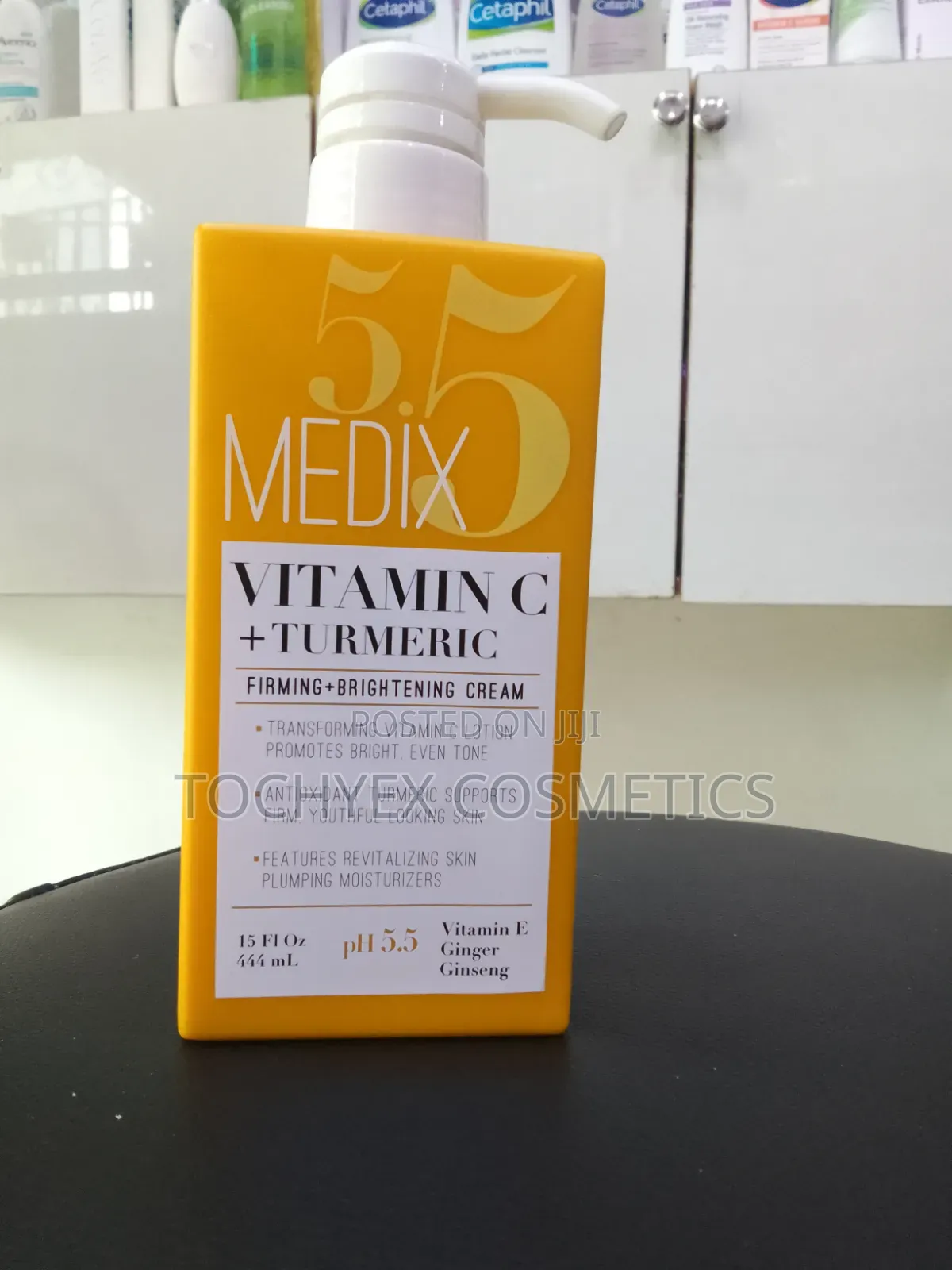 Medix 5.5 Vitamin C + Turmeric Lotion