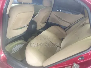 Hyundai Sonata 2010 Red