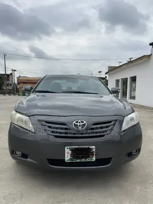 Toyota Camry XLE 4dr Sedan (2.4 4cyl 5A) 2008 Gray